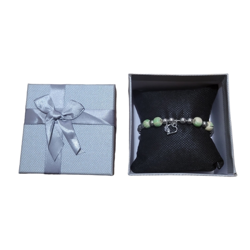 Green Bracelet with Heart Charm‎